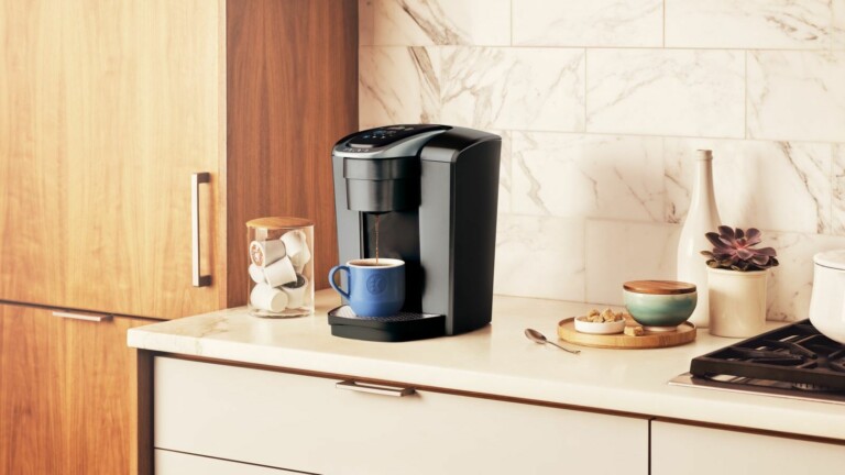 Keurig K-Elite single-serve K-Cup pod coffee maker brews the most popular cup sizes
