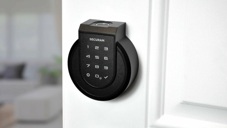 Securam Touch fingerprint smart lock offers bank-grade security and 1-touch recognition
