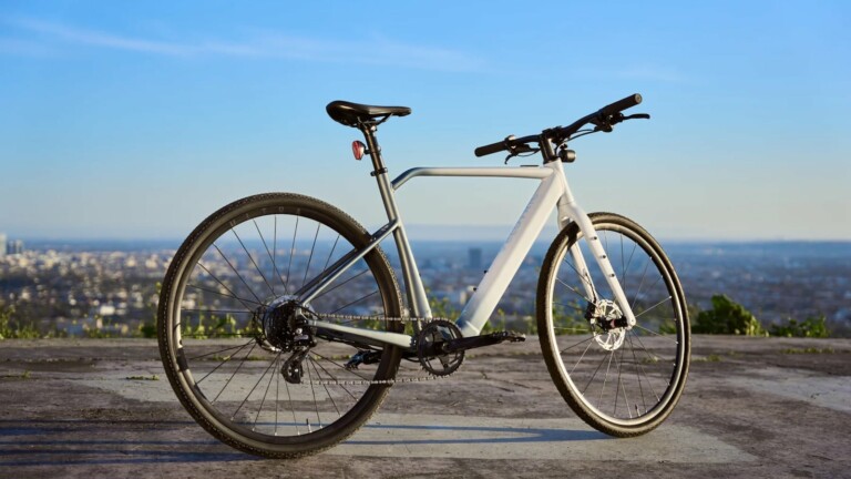 Velotric T1 smart eBike is packed with power but is super lightweight for easy commutes